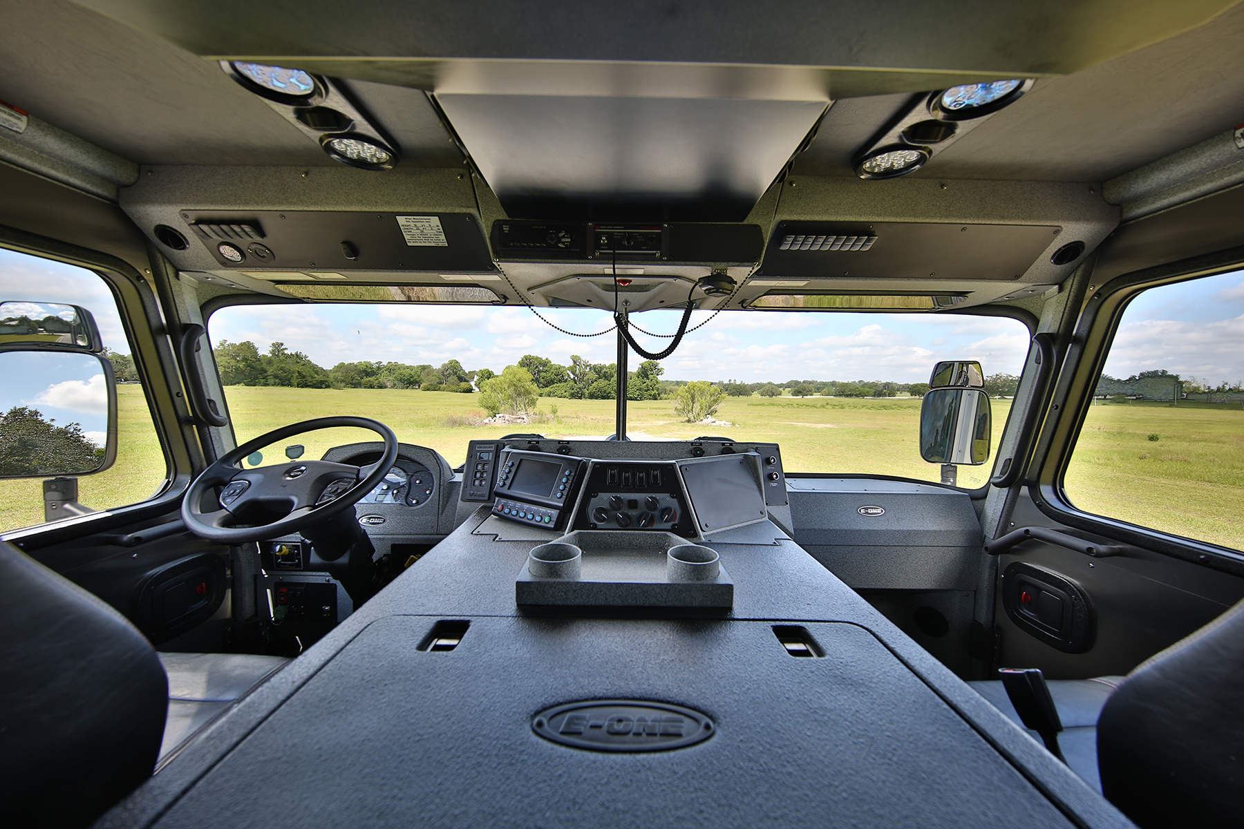 The Cyclone cab provides enhanced visibility with a low-profile dash and a one-piece door glass.