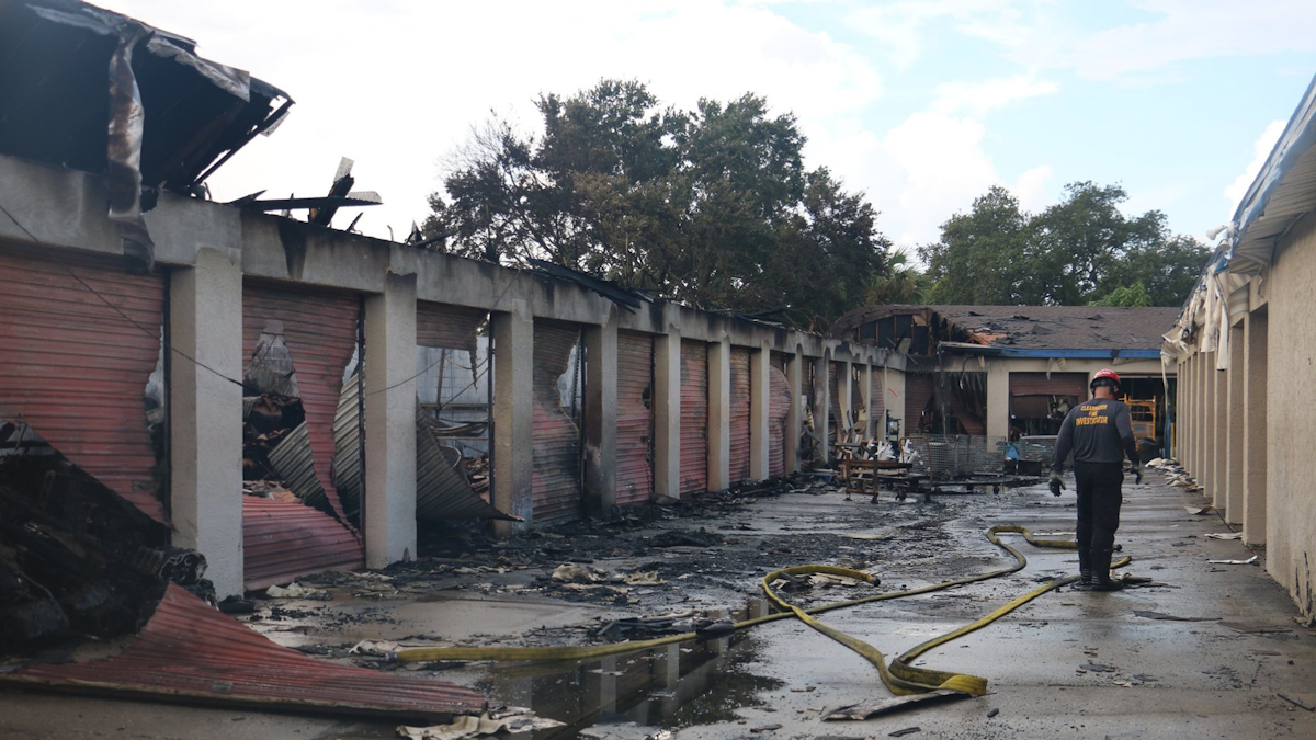 Video Fl Firefighters Quickly Extinguish 3 Alarm Storage Lot Blaze Firehouse