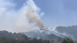 Firefighters were able to keep the Crews Fire, which sparked over the weekend, to 5,400 acres, and crews were able to reach 60 percent containment with the wildfire.