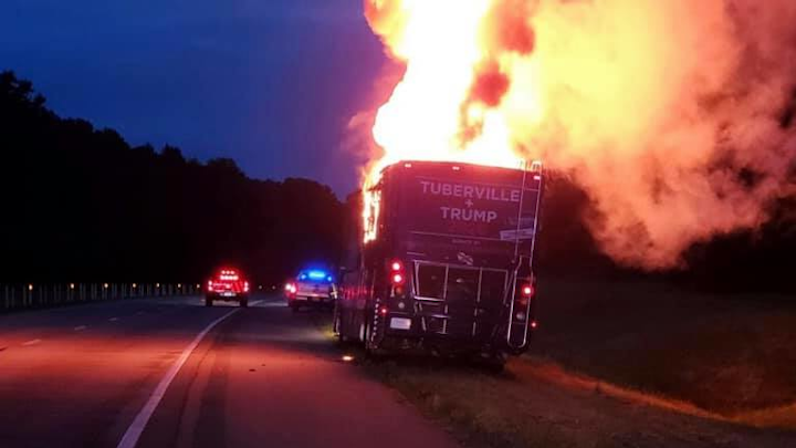 Fire On Ex Auburn Coach S Campaign Bus Shuts Down Al Interstate