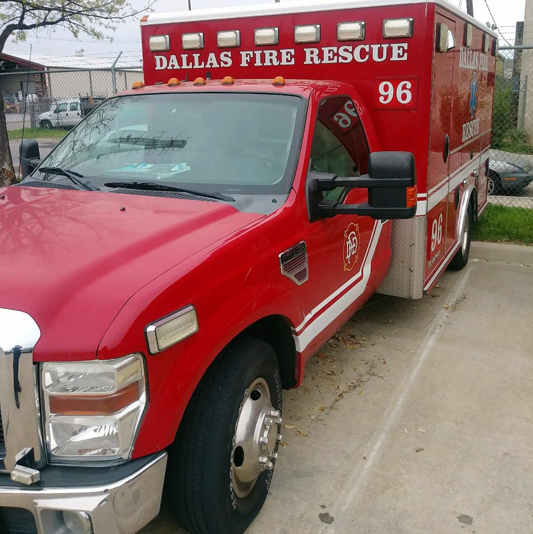 Dallas Fire Rescue Ambo Tx 5f15ed07d2ec0