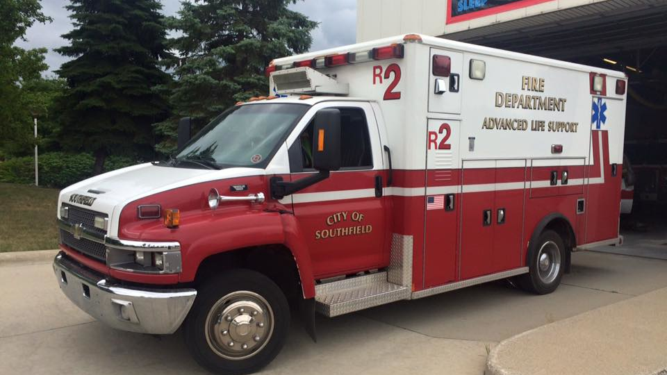 Southfield Fire Dept Ambulance Mi 5f46a97118bae