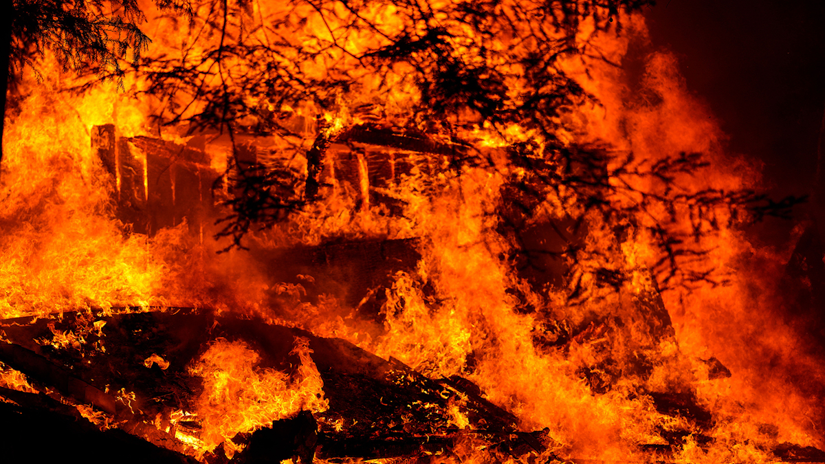 Ca Officials Wildfires May Destroy Over 3k Structures Firehouse