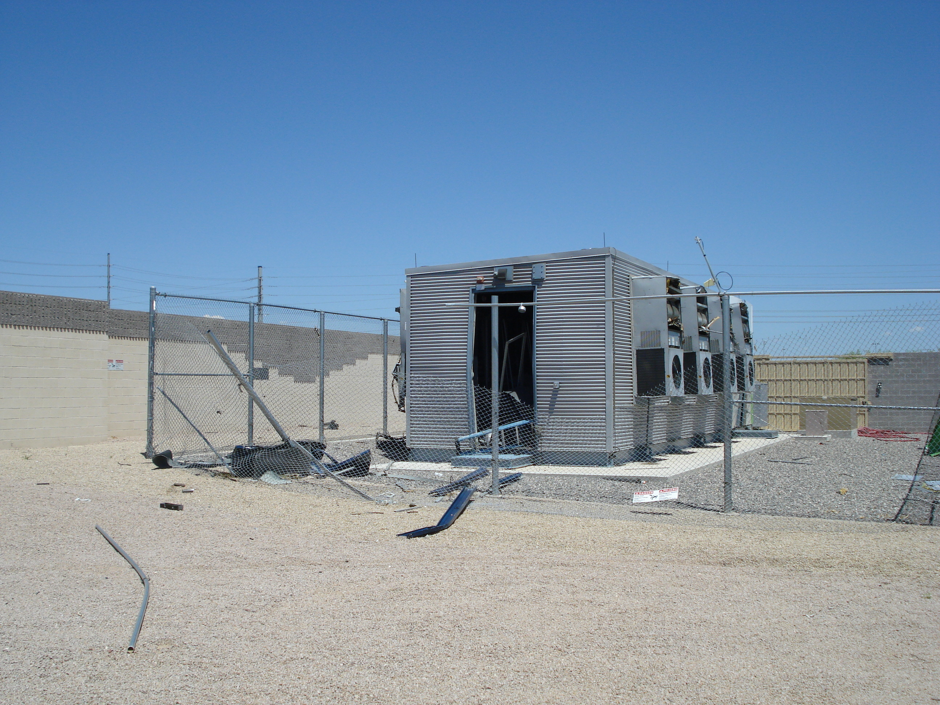 The lithium-ion battery energy storage system facility Surprise, AZ.