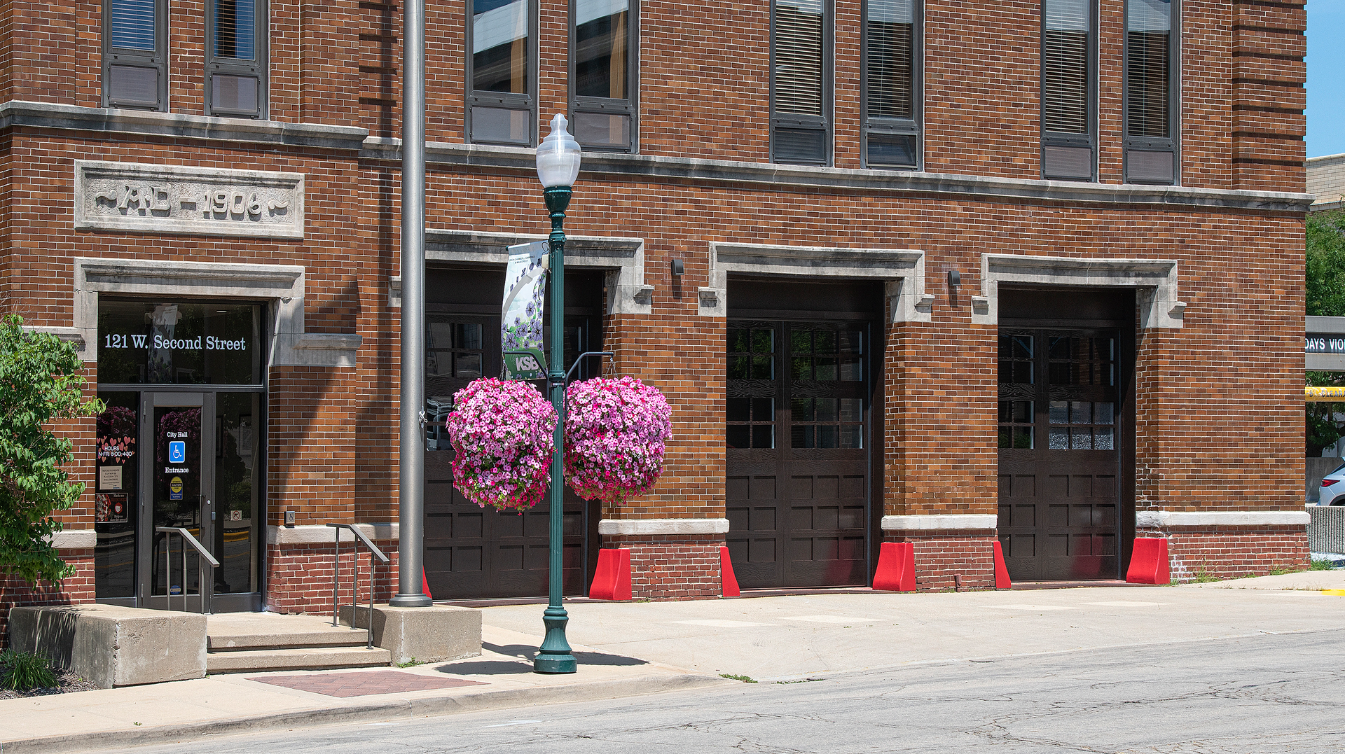 City Hall 2020 Copy 5f6bd2e89bb9a