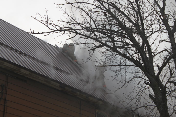 Traditional metal roofs are easy to spot. That might be their only saving grace in the instance of a fire. When it comes to vertical ventilation, the process is extremely laborious, heat builds up more than it does under normal roofs, and footing can be treacherous.