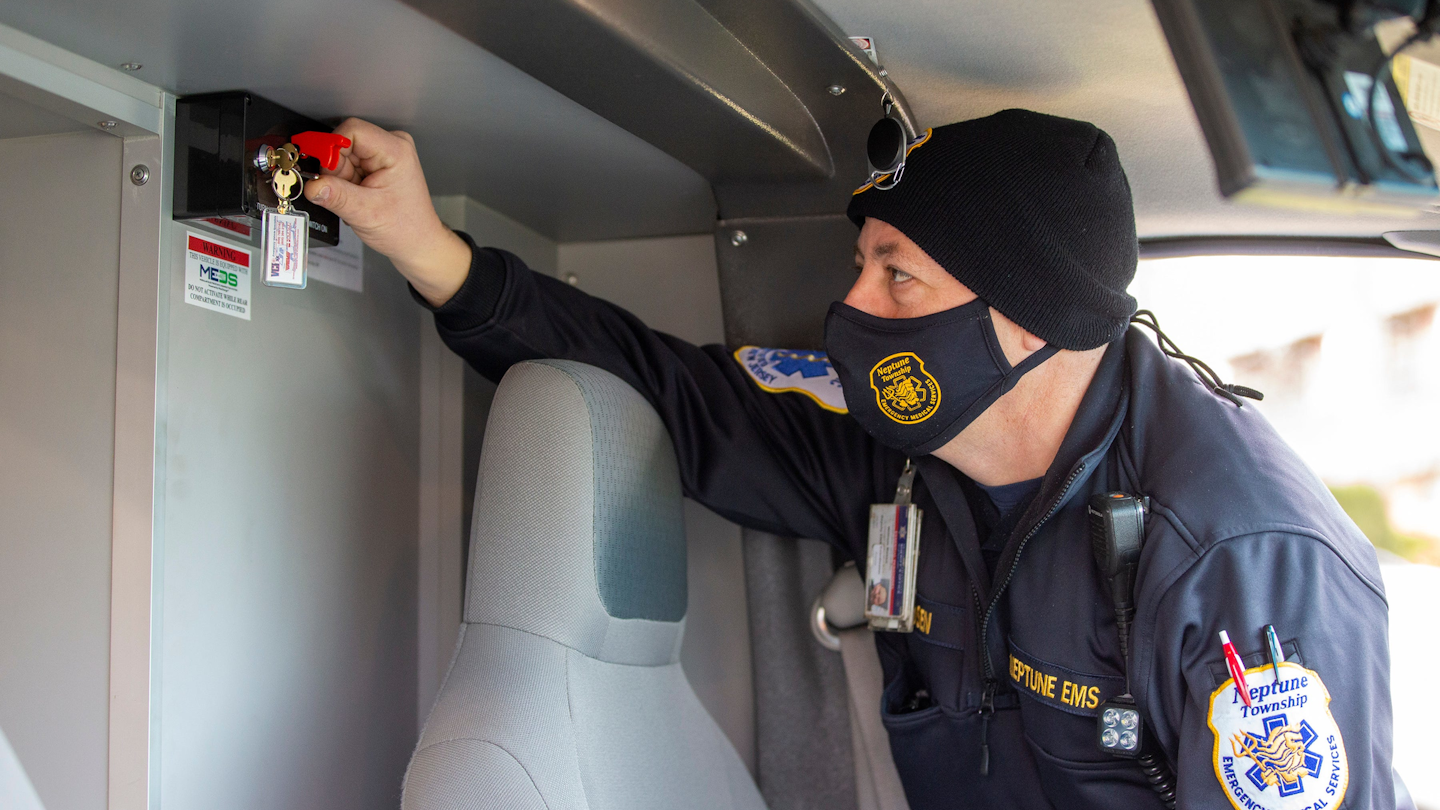 NJ Township EMS Unveils System that Cleans Ambulances of COVID in