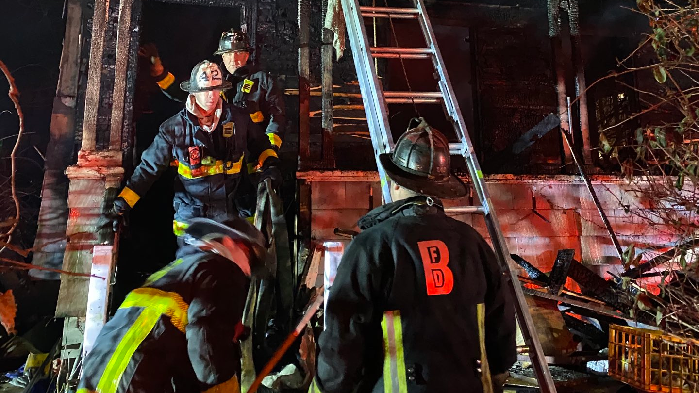 Boston4 5ff472ebae5da