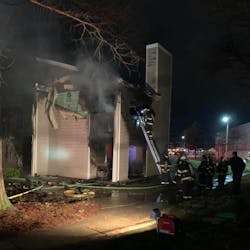 Nearly 30 Owensboro, KY, firefighters battled a fire that broke out at a multi-family dwelling early Monday, spreading to multiple apartment units. Nearly 30 Owensboro, KY, firefighters battled a fire that broke out at a multi-family dwelling early Monday, spreading to multiple apartment units.
