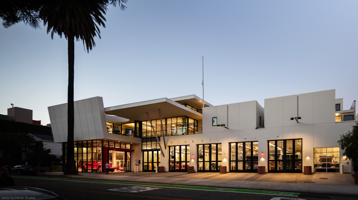 In Quarters Santa Monica Ca Fire Station No 1 Firehouse