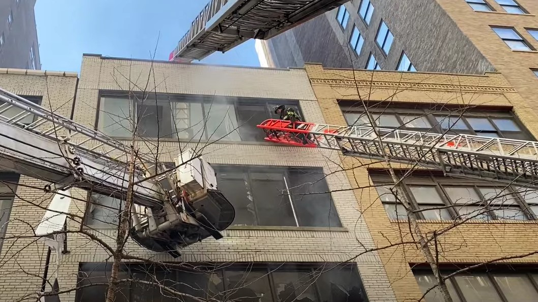 Manhattan 2 Alarm Fire (nyc)