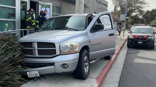 Menlo Park Station Crash Ca 6042af6721318