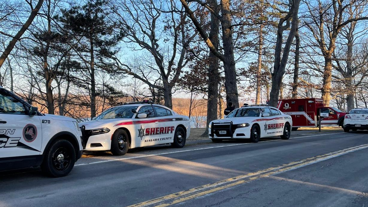 Lewiston 604f8faff3185