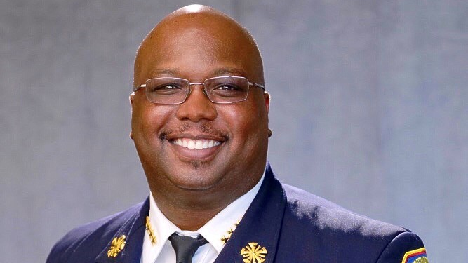 Oct 20 First Due Author Pic 6064a300edc17