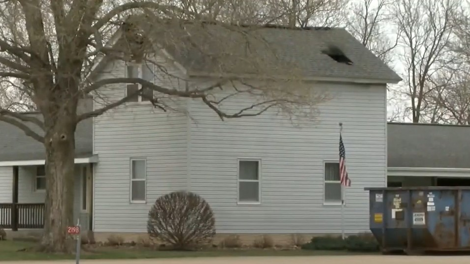 Lightning struck the home of a veteran Charles City, IA, firefighter early Tuesday, and the flames mostly were contained to the attic of the residence.