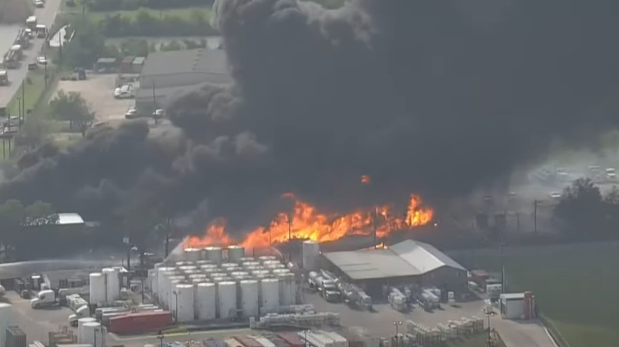 Houston Chemical Plant Fire (tx)