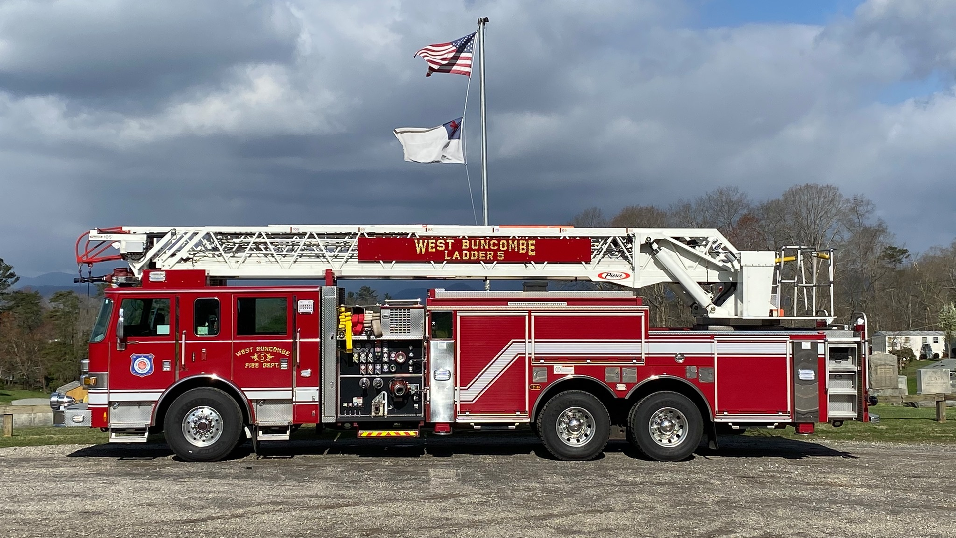 West Buncombe Fire Dept Ladder 5 Nc 6079a45e9ab0b