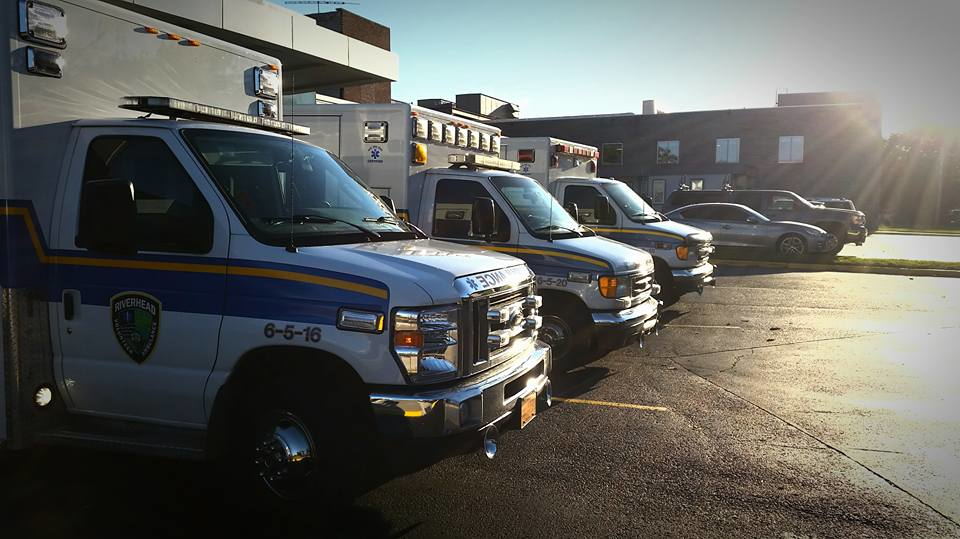 Riverhead Volunteer Ambulance Corps Unit Ny 609d1845deb3e