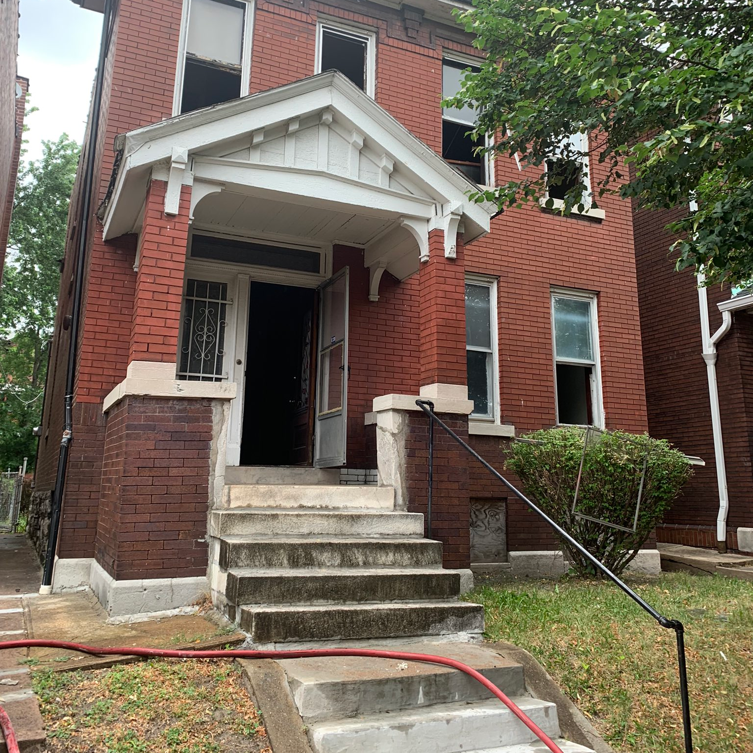 Three St. Louis firefighters were injured during a mayday while battling a vacant house fire Thursday.