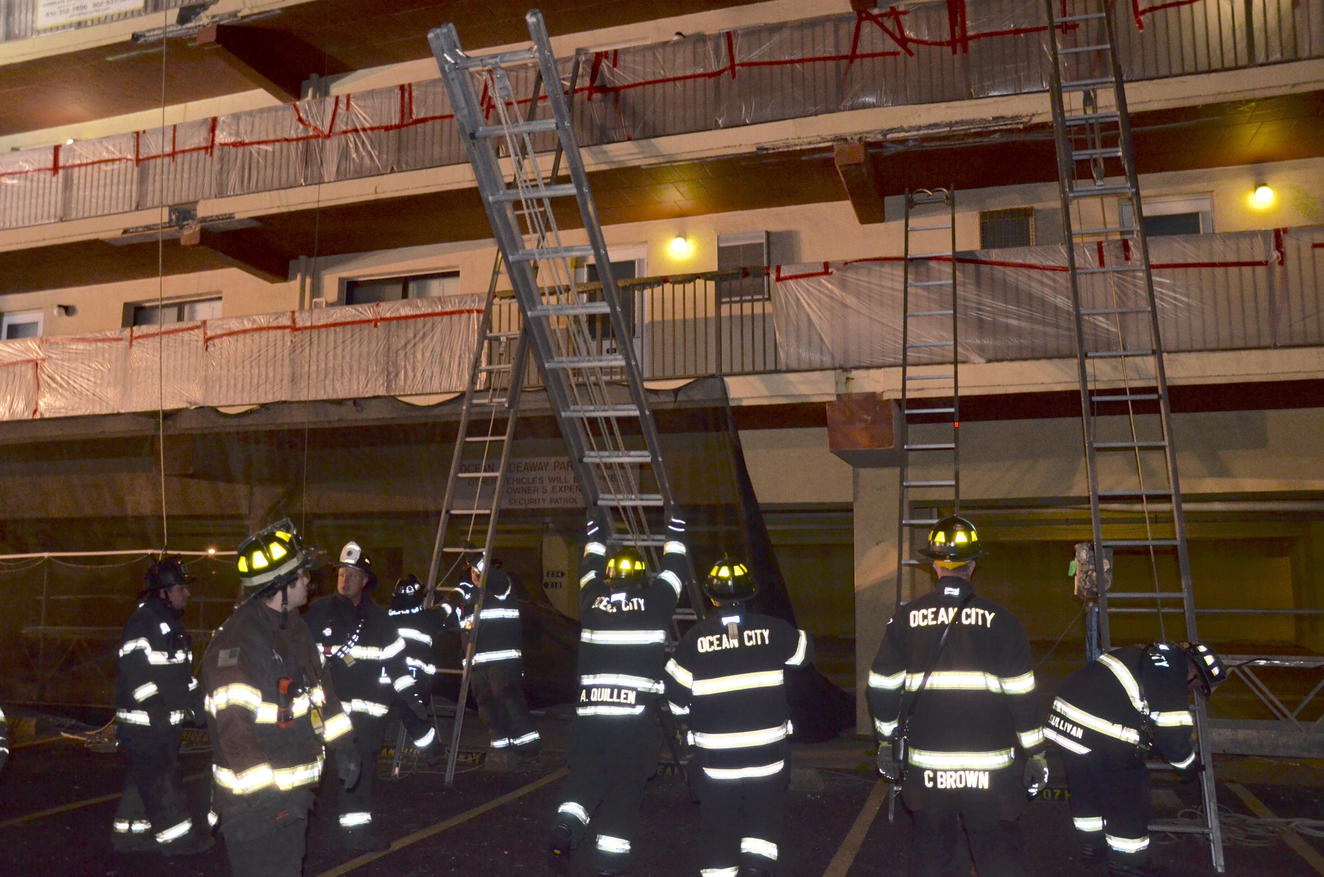 The author isn&rsquo;t convinced that the &ldquo;&frac14; out for every foot up&rdquo; rule is the default approach when it comes to climbing angles, particularly when it comes to a circumstance in which a firefighter must perform a ladder bailout.