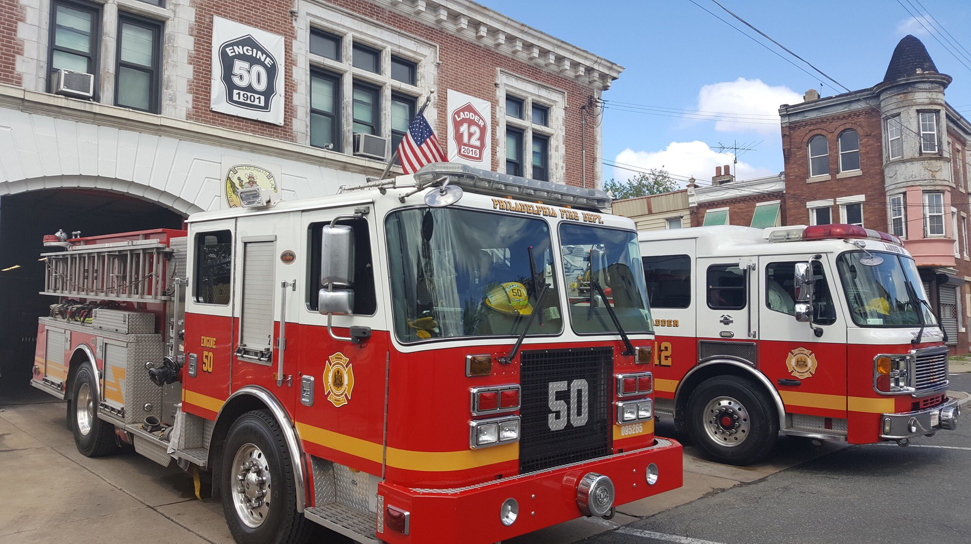 Apparatus Backs Into Philadelphia Firefighter Firehouse