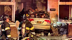 20210914 Amx Us News Car Slams Into Empty Allentown 1 Ext 61409c76e5775 20210914 Amx Us News Car Slams Into Empty Allentown 1 Ext 61409c76e5775