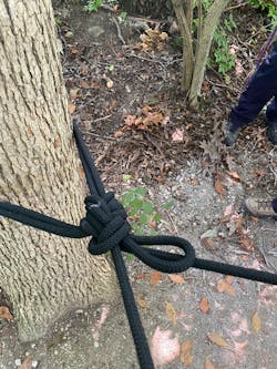 The Yosemite knot. The Yosemite knot.