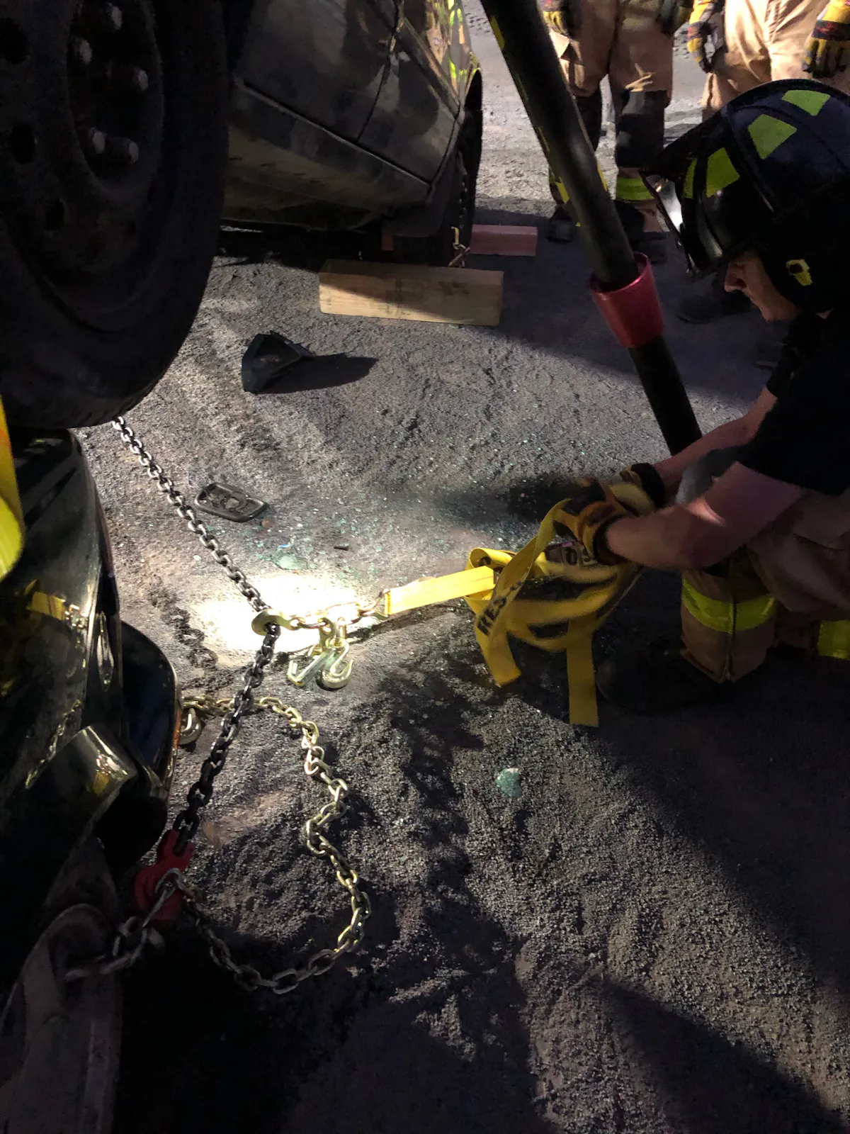 Crashed Passenger Vehicle Stabilization Techniques | Firehouse