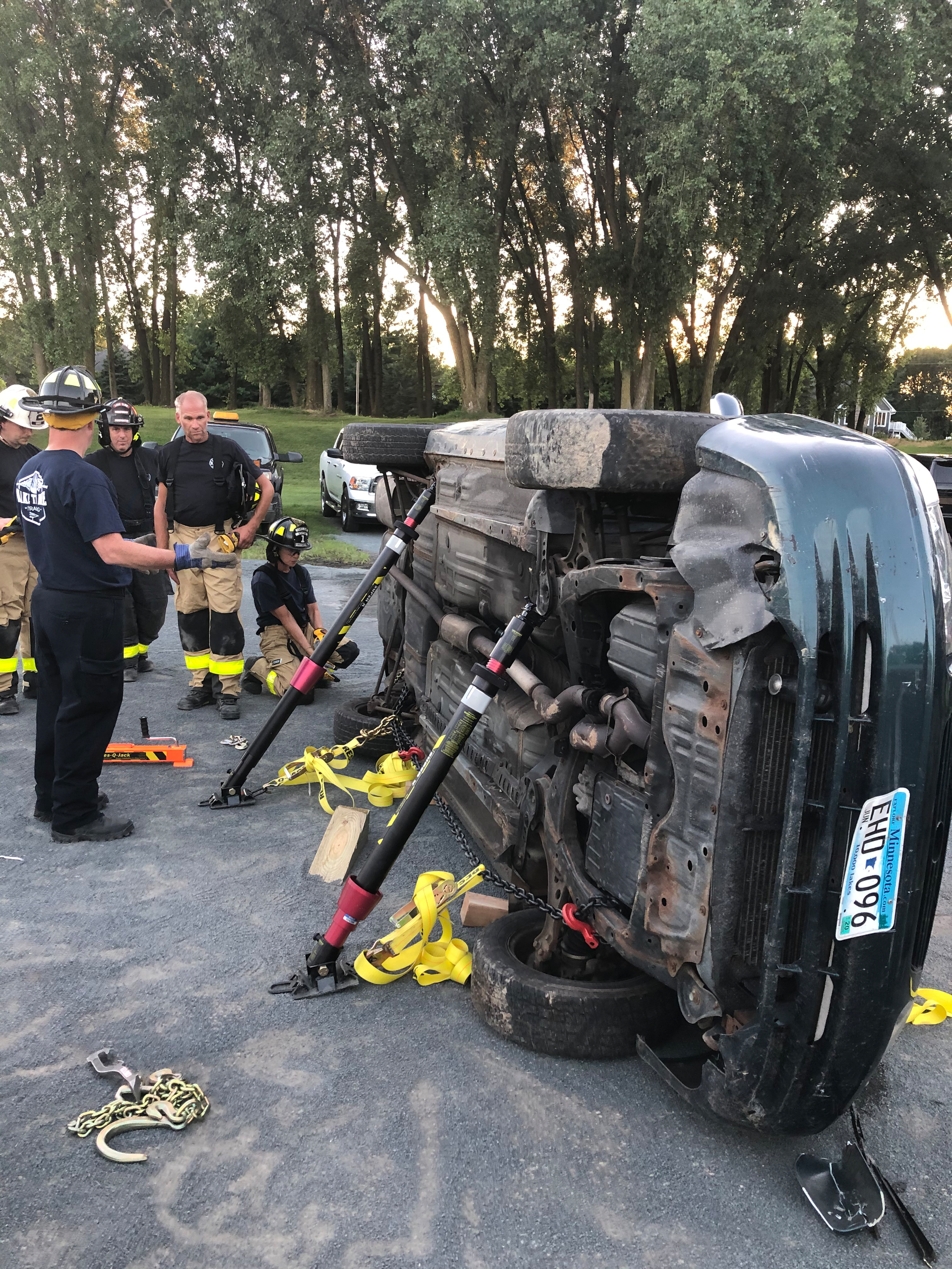 Crashed Passenger Vehicle Stabilization Techniques Firehouse