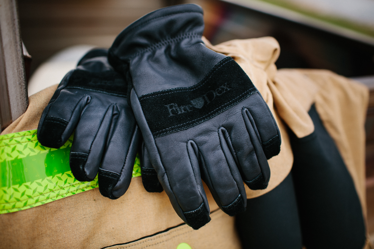 best fire gloves for dexterity