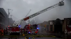 20211005 Amx Us News Two Portland Firefighters Hurt Threealarm 2 Po
