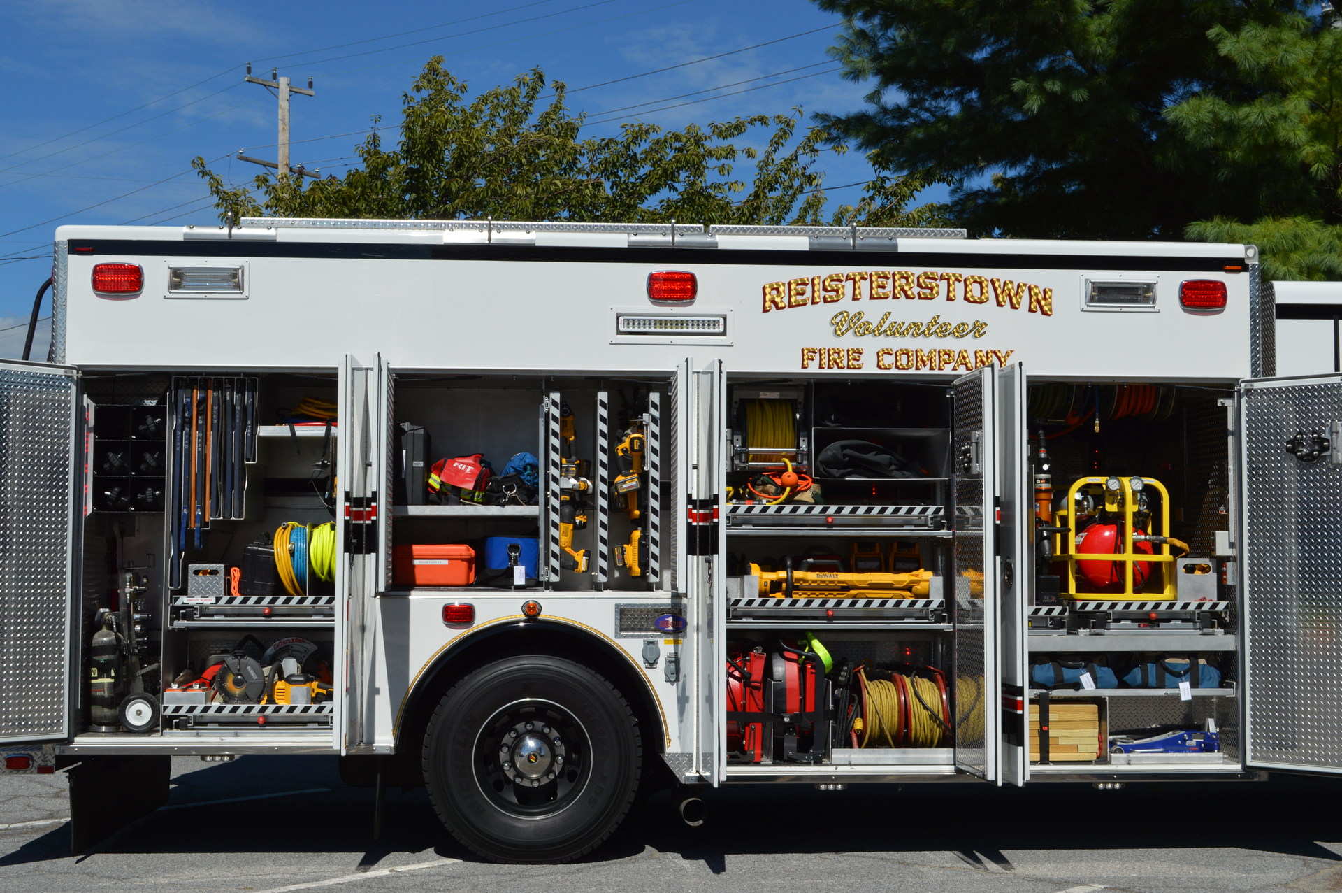 Heavy Rescue Fire Trucks Ariz. FD Embraces New Tech To Improve Safety,