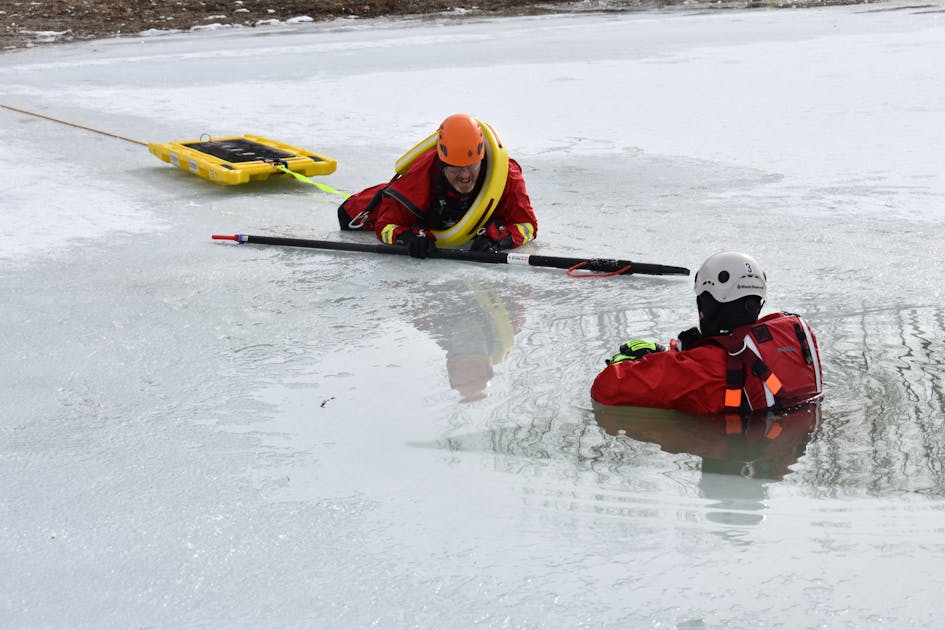 Ice Safety - How To Perform A Self Rescue 