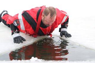 Self-Rescue for the Ice Rescue Technician