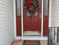 Although meant with good intention, this display shows numerous hazards that should be corrected. Although meant with good intention, this display shows numerous hazards that should be corrected.