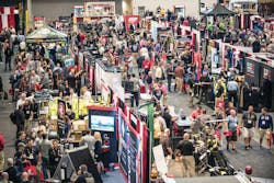 Fhe17 Crowd N3 4799 Fhe17 Crowd N3 4799