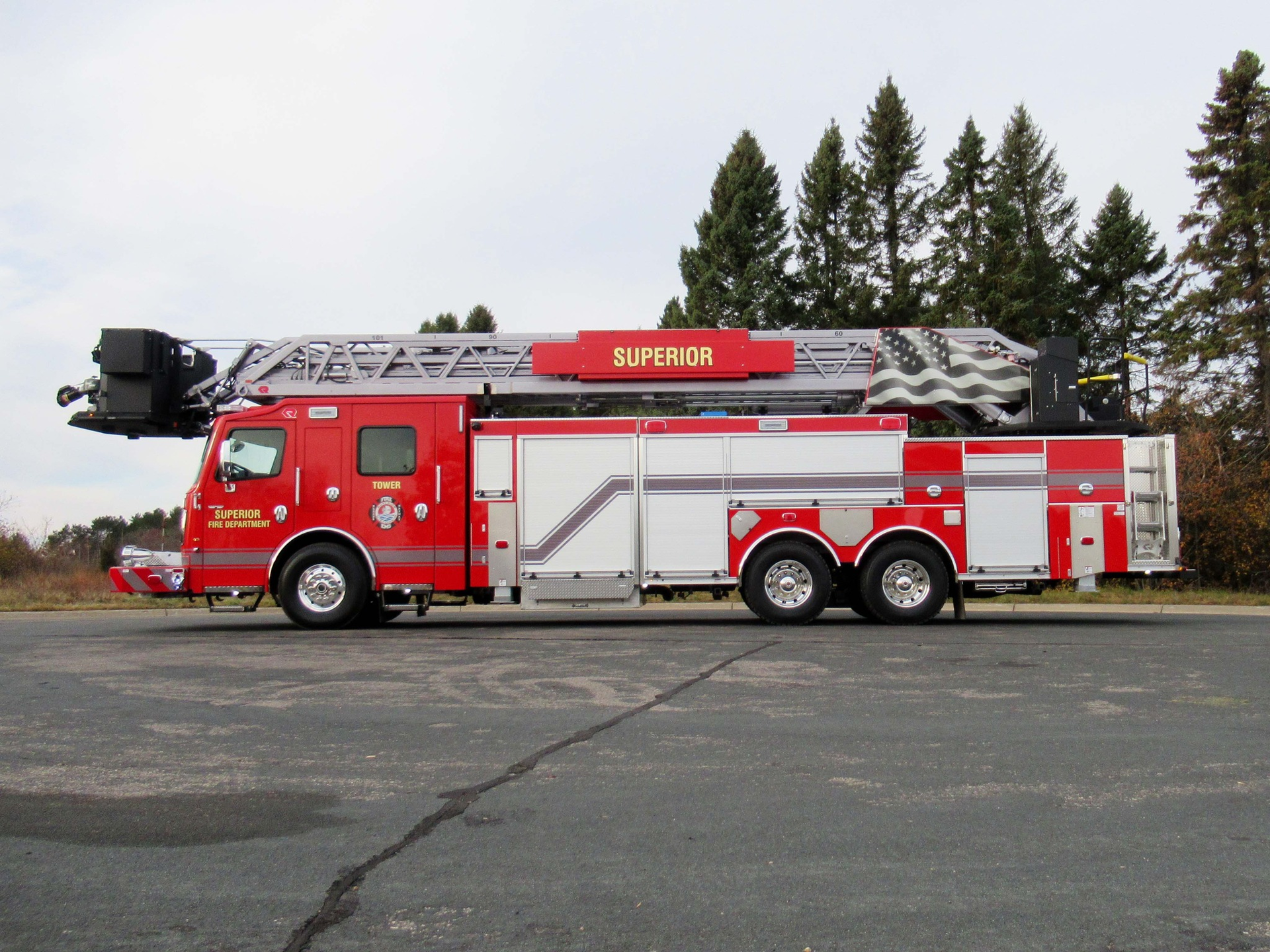 The Superior Fire Department has taken delivery of a Rosenbauer 101-foot Cobra Aerial Platform.