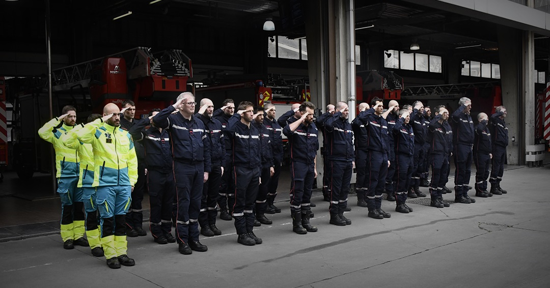 A Brussels firefighter was killed while fighting a fire in the Sheraton Hotel on Place Rogier.