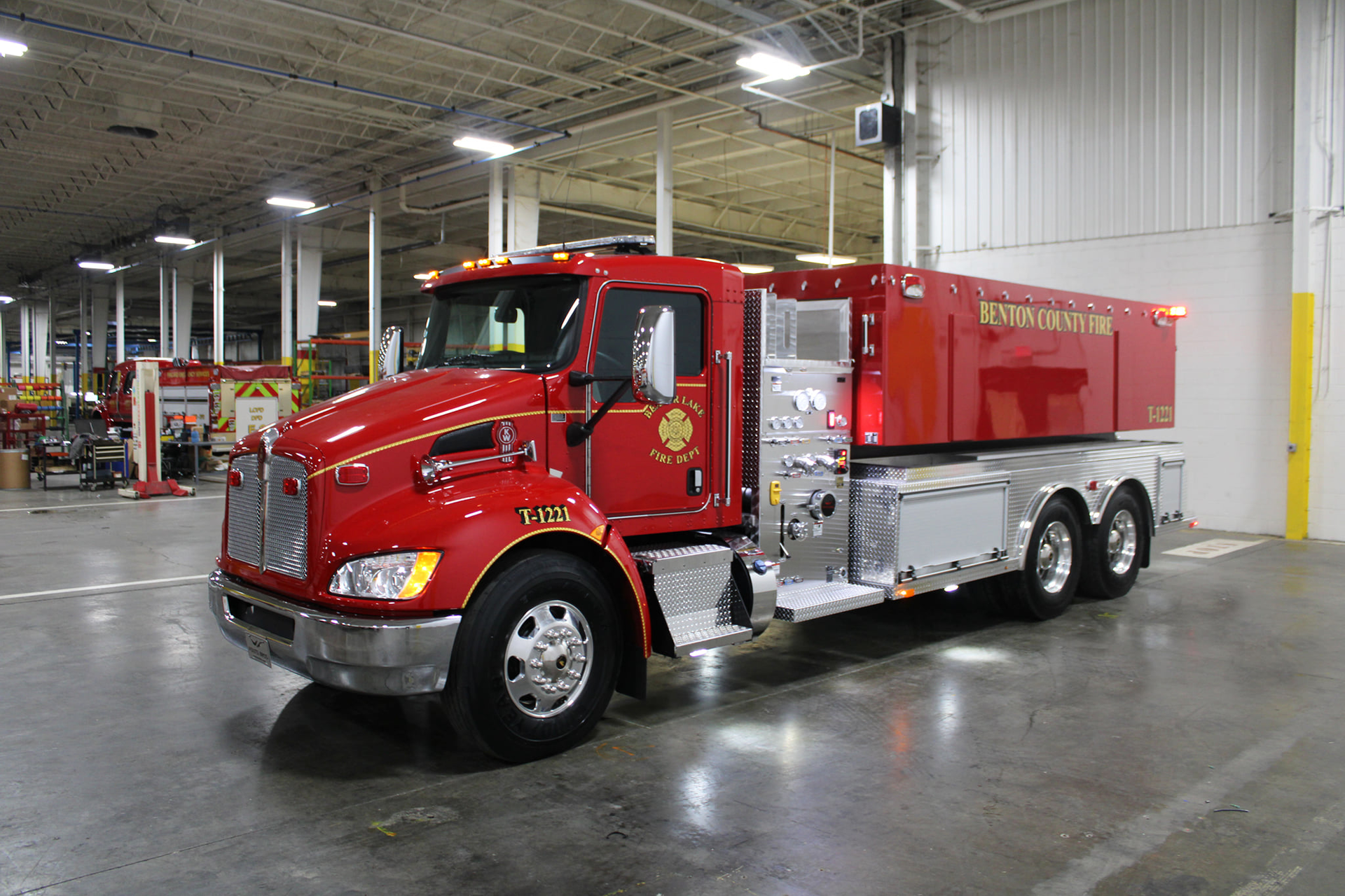 Beaver Lake Fire Department and Gravette Fire Department took delivery of new tankers built by Fouts Bros.
