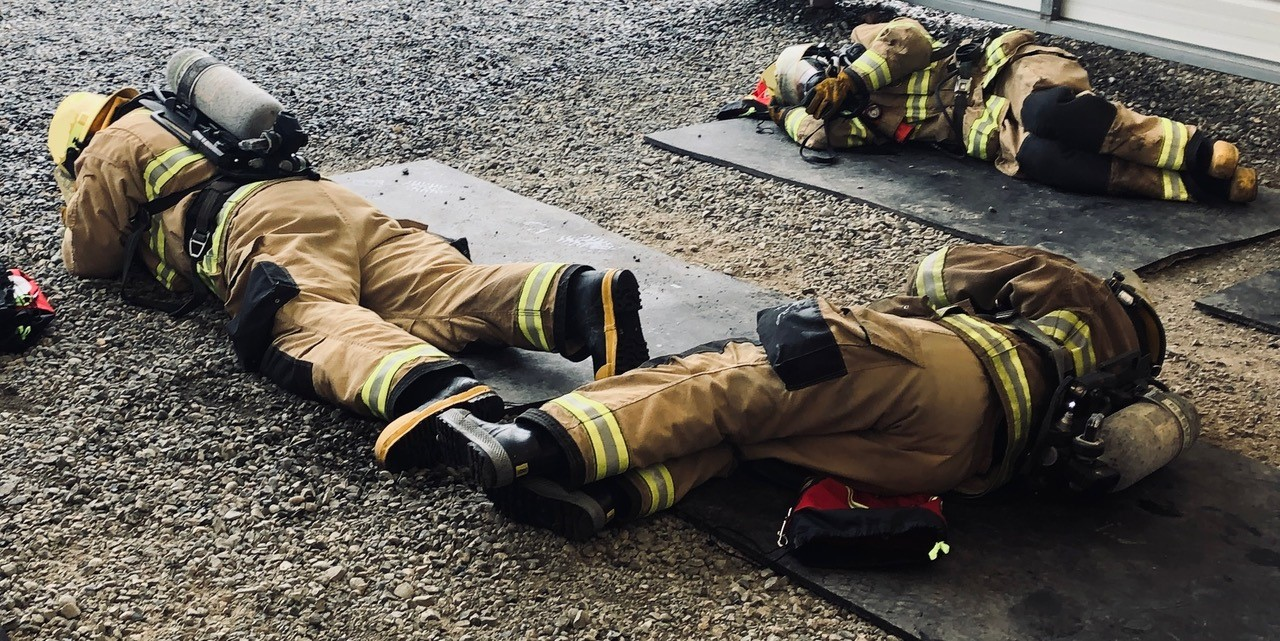 To help you to overcome SCBA claustrophobia, do 10&ndash;20 pushups and then lie on your stomach and focus on your breathing using the box breathing or belly breathing technique. If it becomes too much, you can roll over.