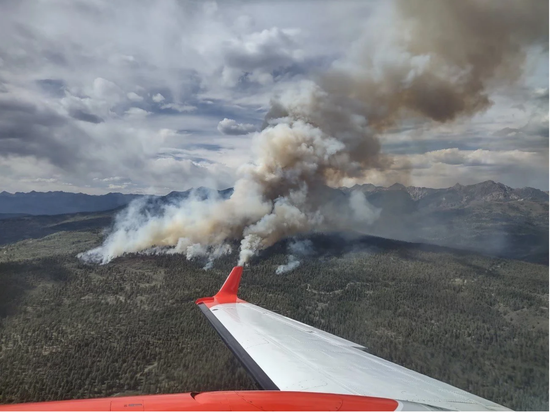 Smoke rolls from the spreading Plumtaw fire at the San Juan National Forest northwest of Pagosa Springs, CO.