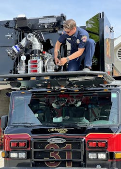 Kris Blume Serve The Work Pic 2 4125 62ac78757c3d8 Kris Blume Serve The Work Pic 2 4125 62ac78757c3d8