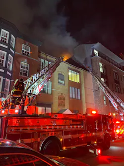 Boston Fire Dept Twitter F Yp Qzt Wwqai7 Qyn