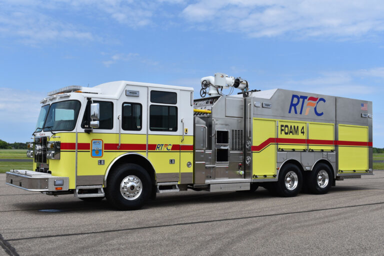 Custom Fire Industrial Pumper Rtfc 2022 81 768x512 62df0e3672361