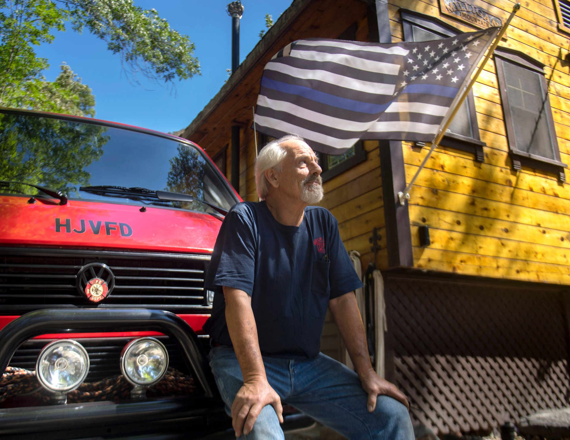 20220826 Amx Us News Holy Jims Volunteer Fire Chief 1 Ld 6308cb8f13f52