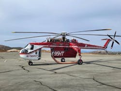 The Sikorsky EH1 helicopter, often called a Skycrane, carries up to 2,650 gallons of water. The Sikorsky EH1 helicopter, often called a Skycrane, carries up to 2,650 gallons of water.