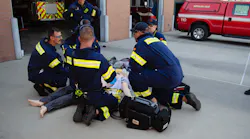 Pit Crew CPR assigns a specific role to members, as each of nine “positions” enter a scene. The premise is to have organized and rapid response to cardiac arrest incidents. Pit Crew CPR assigns a specific role to members, as each of nine “positions” enter a scene. The premise is to have organized and rapid response to cardiac arrest incidents.