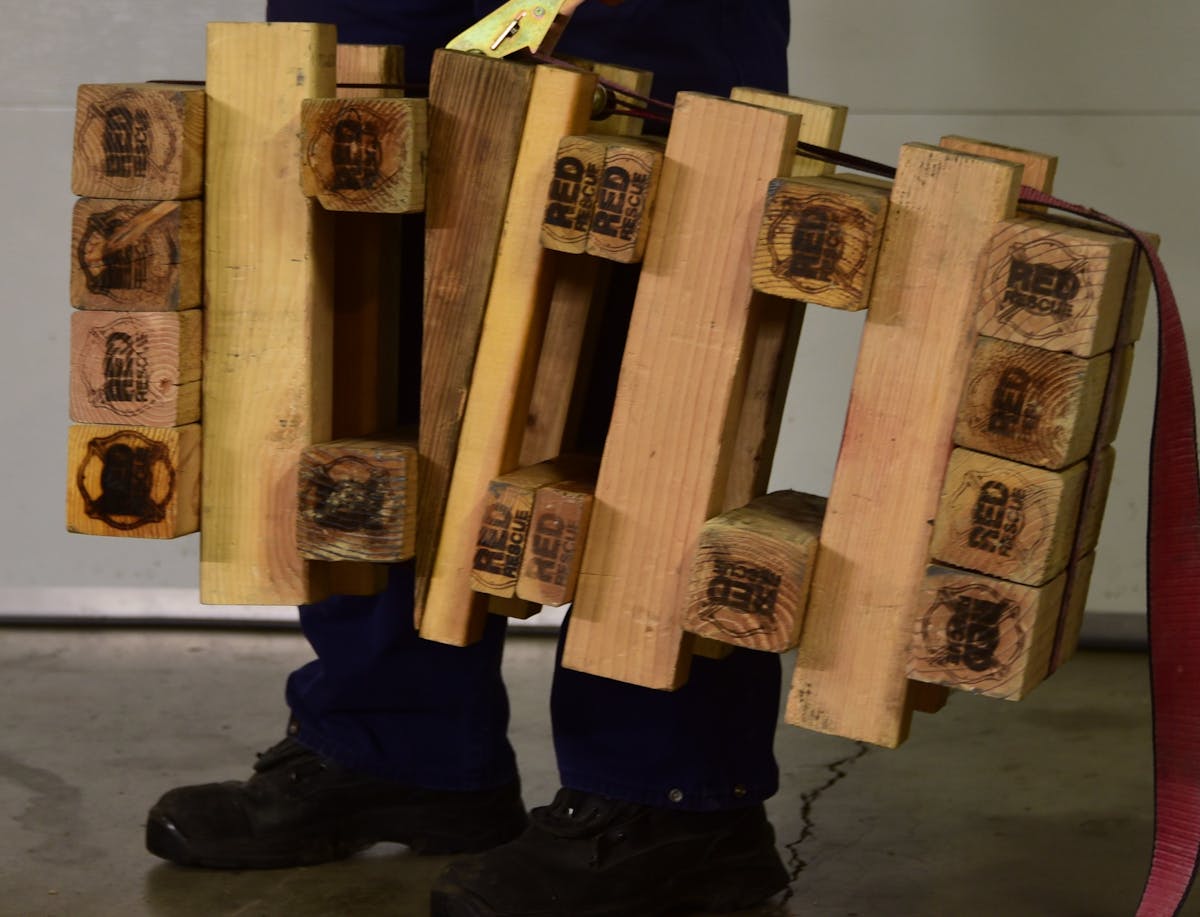 Lashing a Cribbing Stack | Firehouse