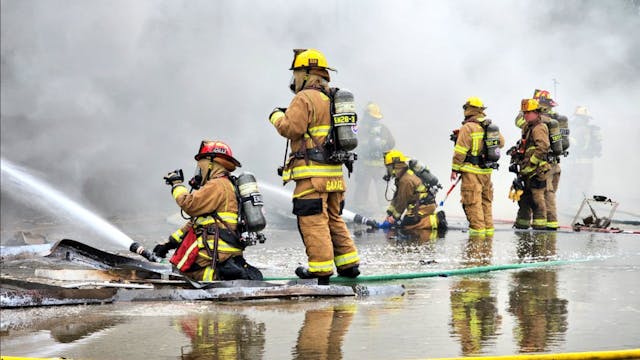 Firefighters Battling Massive 4-Alarm Blaze at First Baptist Dallas Firefighters Battling Massive 4-Alarm Blaze at First Baptist Dallas