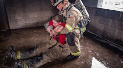 The removal decision is difficult until the rescuer has hands on the victim and knows for certain that individual's size. The removal decision is difficult until the rescuer has hands on the victim and knows for certain that individual's size.